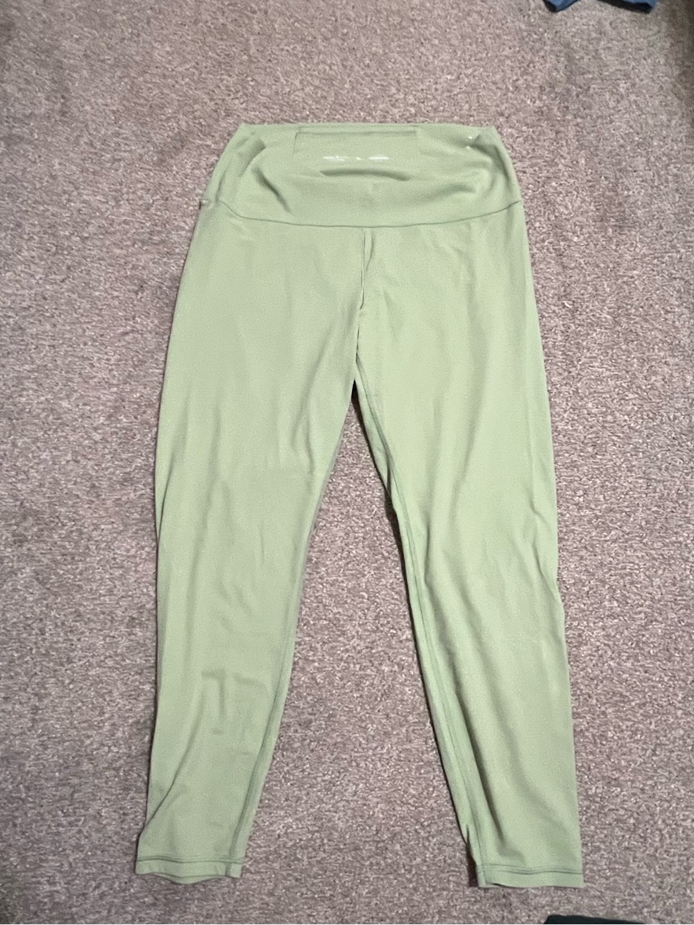 Old Navy Sage Green High-Rise Leggings